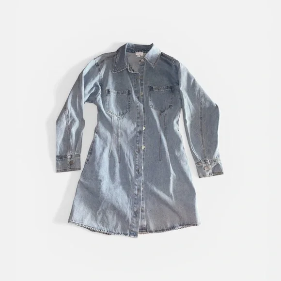 397. Le Lis Long Sleeve Light Wash Denim Button-Down Shirt Dress - Picture 2 of 5